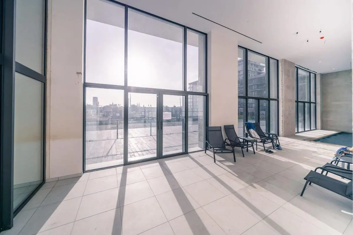 Huswell - Modern New Apartment With Pool Access And Parking Ostend